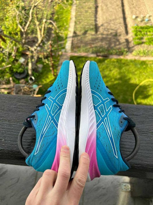 Кросівки ASICS Gel-Excite 8