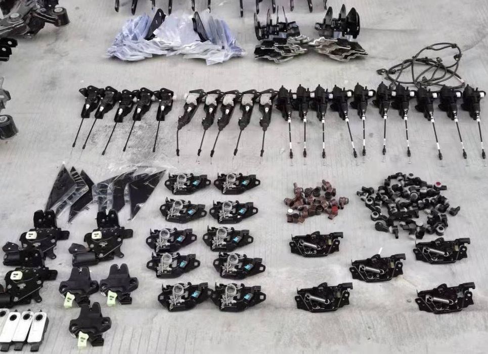 Проводка переднего бампера передней панели телевизора Tesla model Y 3