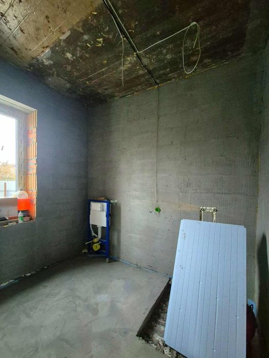 Продам дуплекс на Таращанському