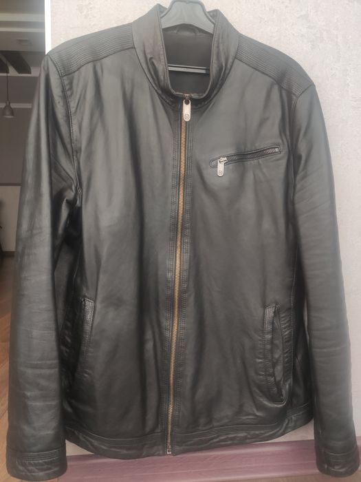 Кожаная  куртка.
