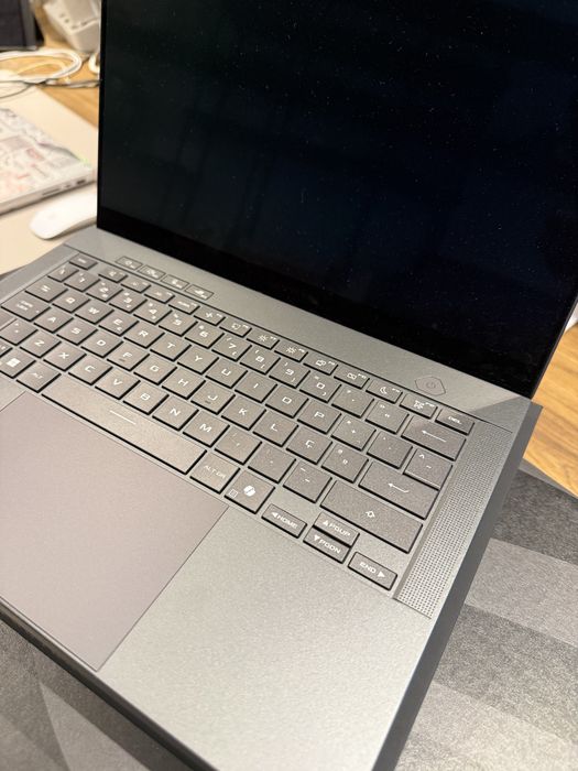 Portátil Asus ROG Zephyrus G14 (2025) 14" GA403WW-A93BO58CB1 Cinzento