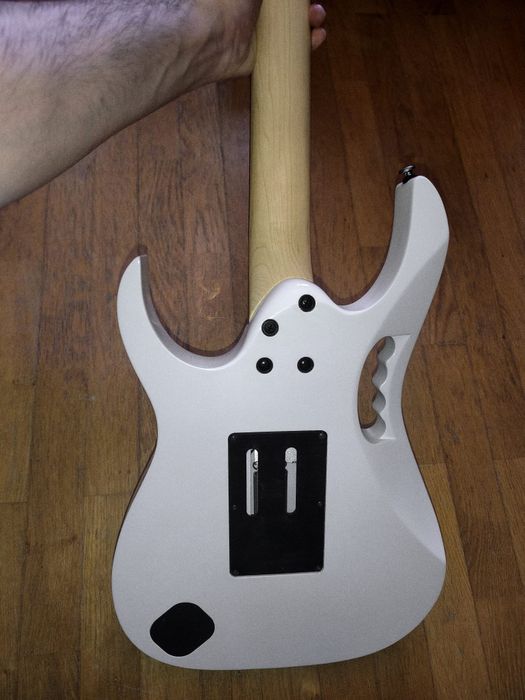 Guitarra Ibanez JEM Jr – Excelente estado!