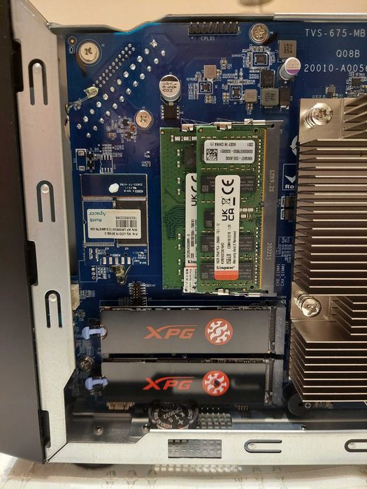 QNAP TVS-675-8G NOWY 24GB RAM + 512GB NVMe + GT 1030