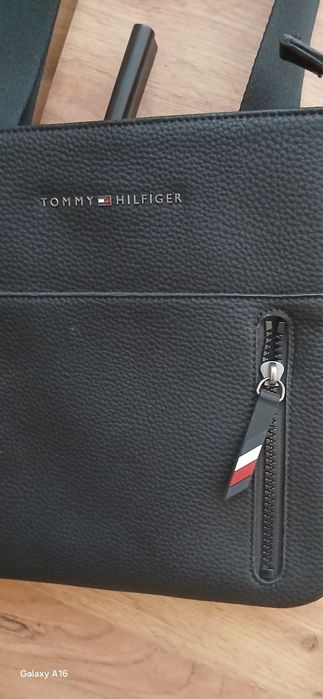 Saszetka męska na ramię Tommy Hilfiger