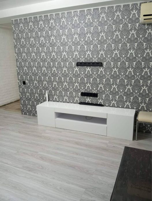 Сдам 3 комнатную квартиру Б. Краматорский 36