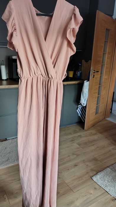 Kombinezon z szerokimi spodniami