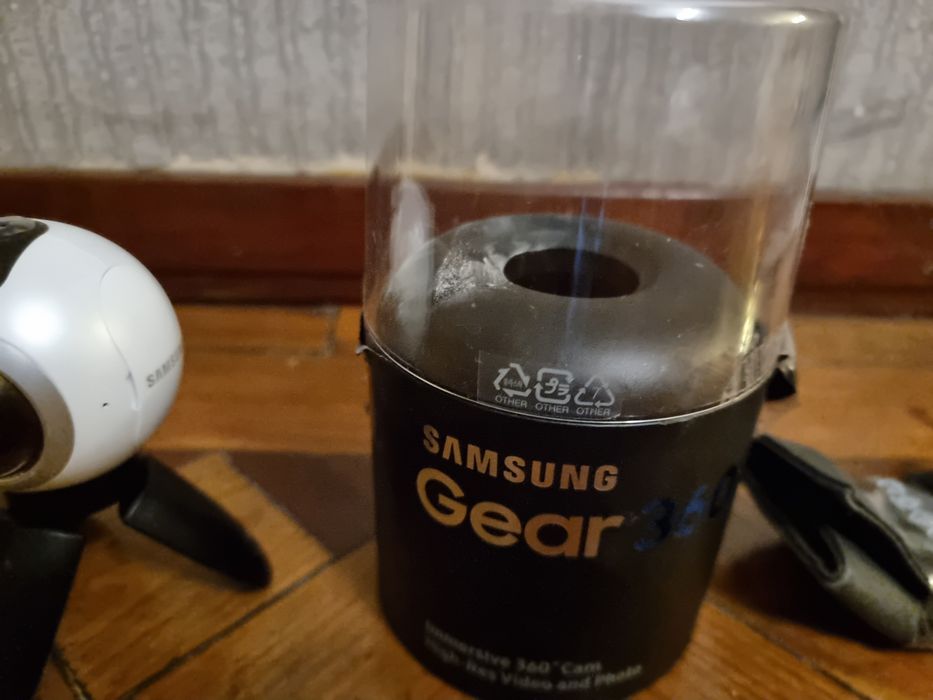 Câmara Samsung Gear 360 + oferta