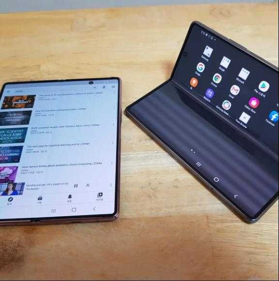 Samsung Fold 2 5G 256GB Preto Piano