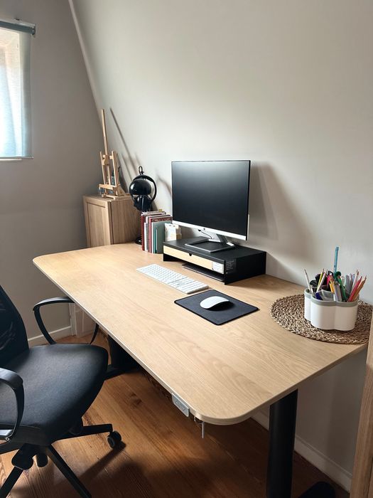 Secretaria Electrica Ikea Bekant (trabalha sentado/em pé)