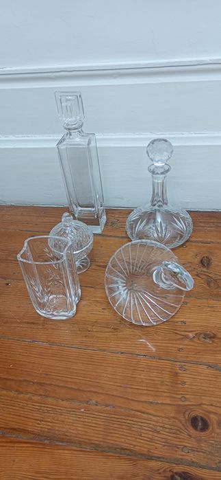 Garrafas em licor em cristal antigas