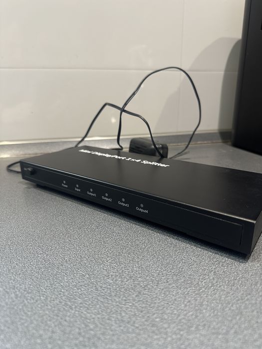 Renkforce Mini DisplayPort 1x4 splitter