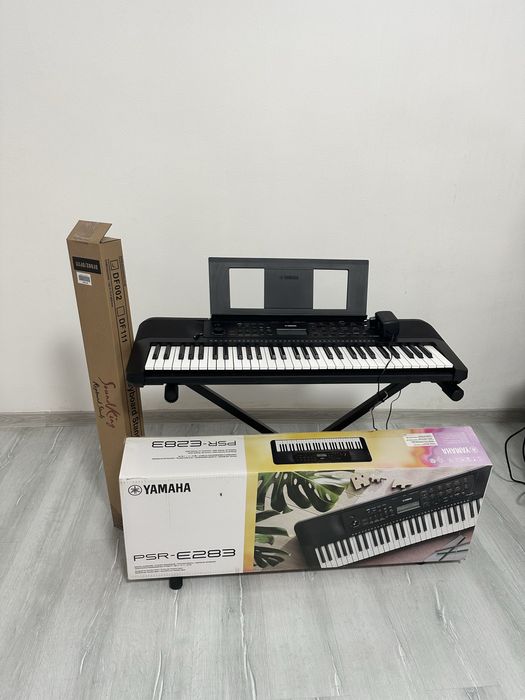 Синтезатор Yamaha PSR-E283