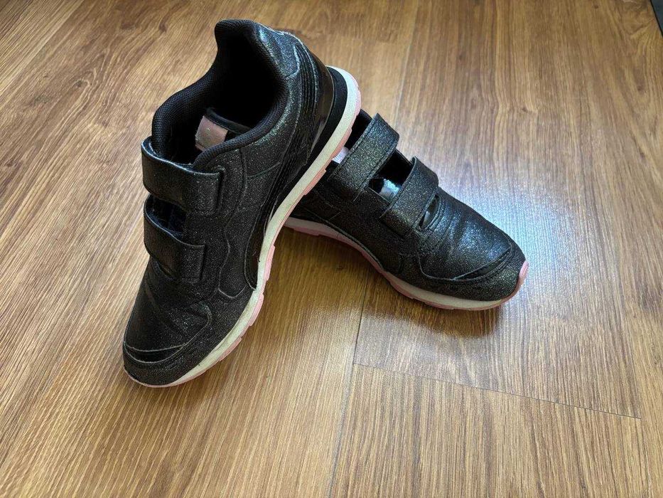 Оригінальні Кросівки Puma для  дівчинки 35 розмір