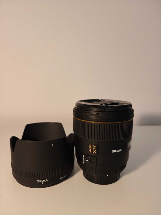 Sigma 85mm f/1.4 EX DG HSM Canon