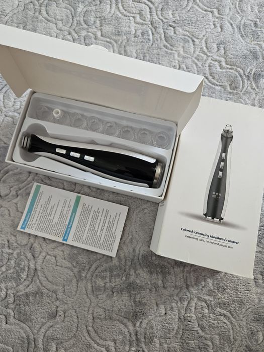 Mikrodermabrazja 16w1 + Terapia LED + Masażer