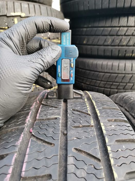 bus zima Pirelli 215/65/16C z 2018r 7.5mm 2szt