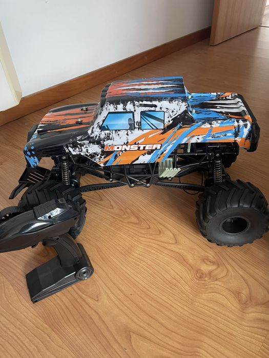 Vendo Jipe com controlo Remoto