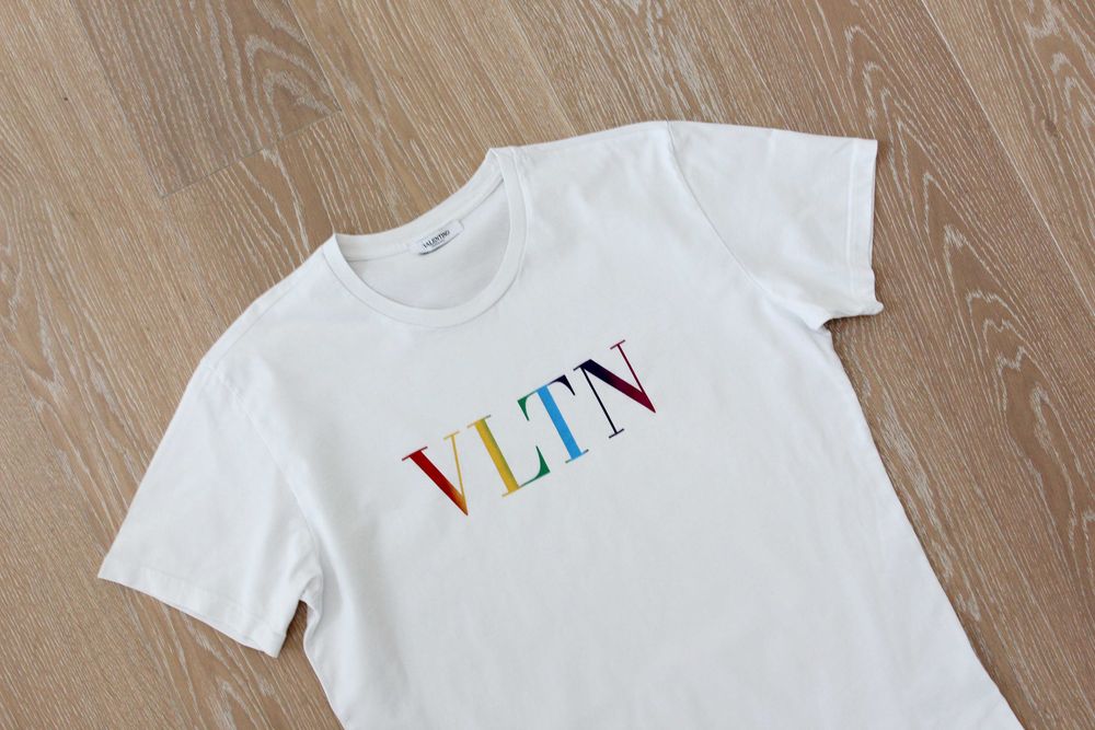 Valentino logo multicor bez wad L.