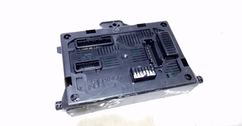 Módulo confort RENAULT Clio III (BR0/1, CR0/1)