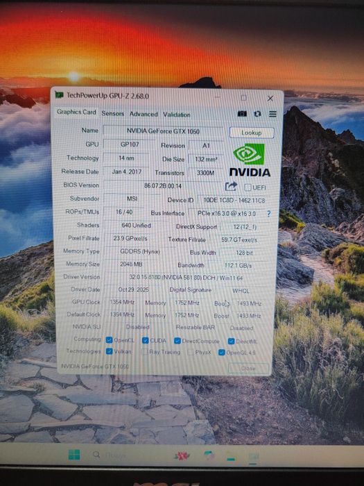 Игровой ноутбук MSI GL62M 15.6 FullHD/i5 7300H/16/256 + 1000/GTX1050