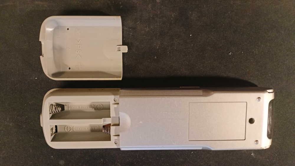 Pilot Sony RM-SS300