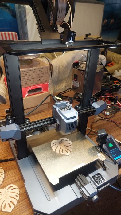 Impressora 3d creality cr-10 SE