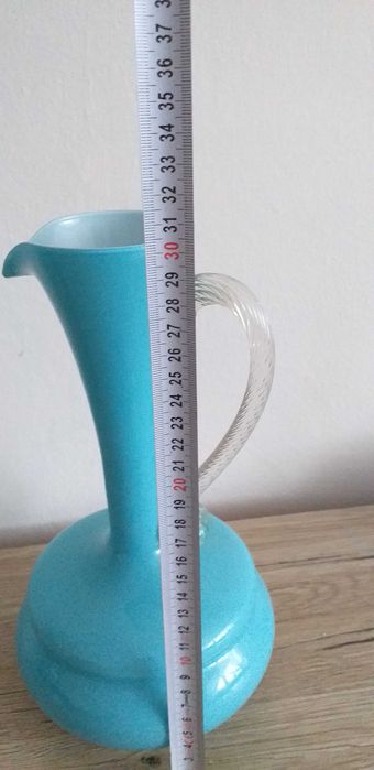 Błękitny wazon z prl