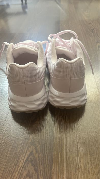 Кросівки W Revolution 6 Pink Nike рожеві