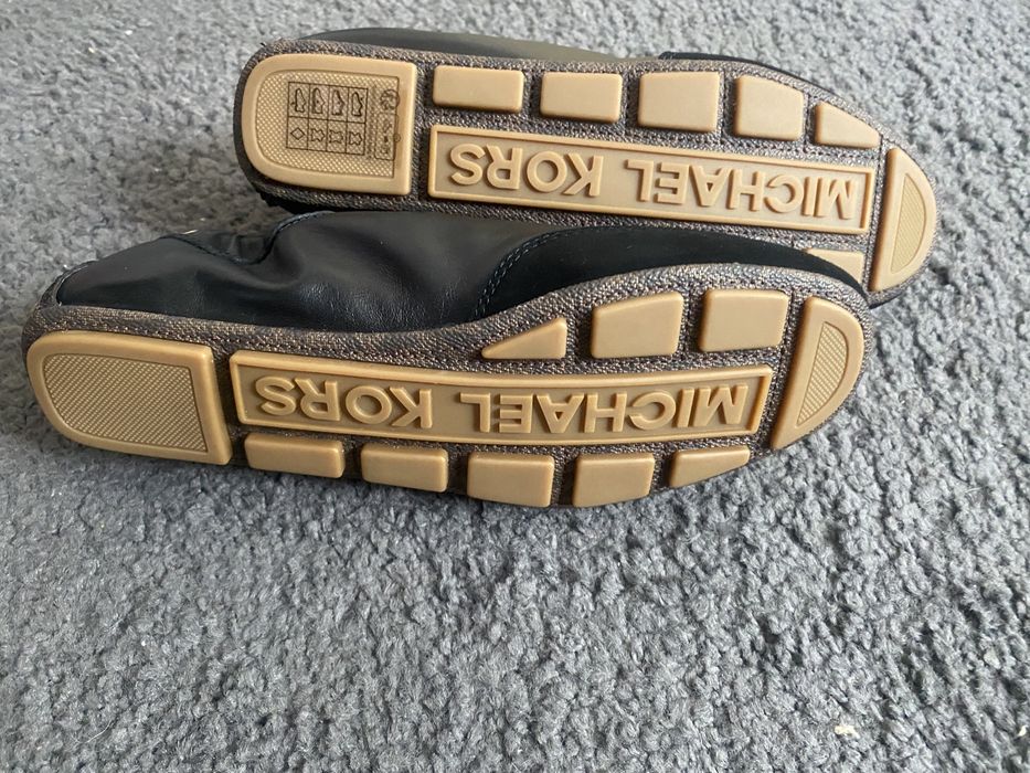 Sapatilhas Michael Kors - Novas - Tam. 38,5