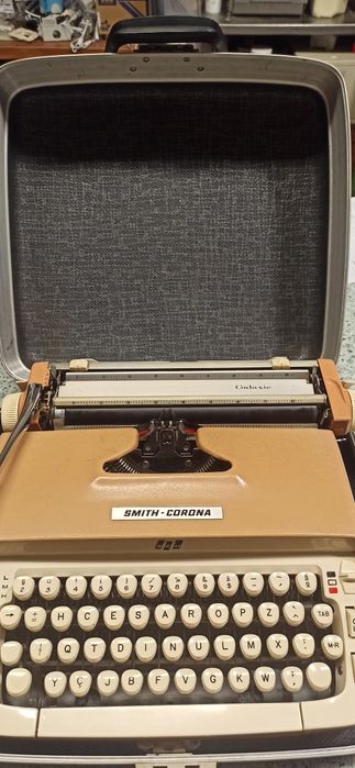 Máquina de escrever smith-corona