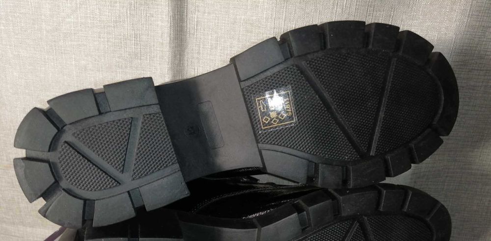 ANDRE Francaise Nowe Botki Vegan Damskie 41 Lakierowane Oryginalne