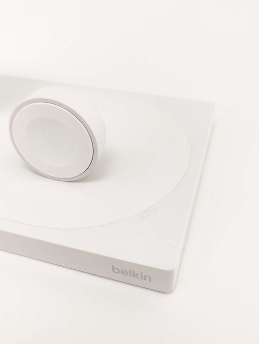 Stacja ładująca Belkin F8J234 Boost Up dla iPhone/Apple Watch/USB A