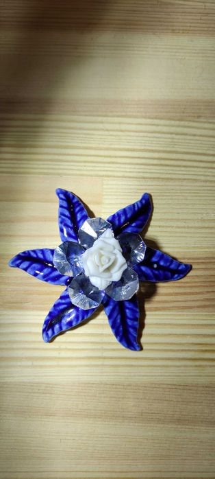 Вінтажна Порцелянова квітка