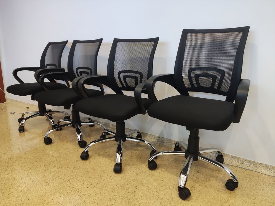 Conjunto de 4 cadeiras de Escritório