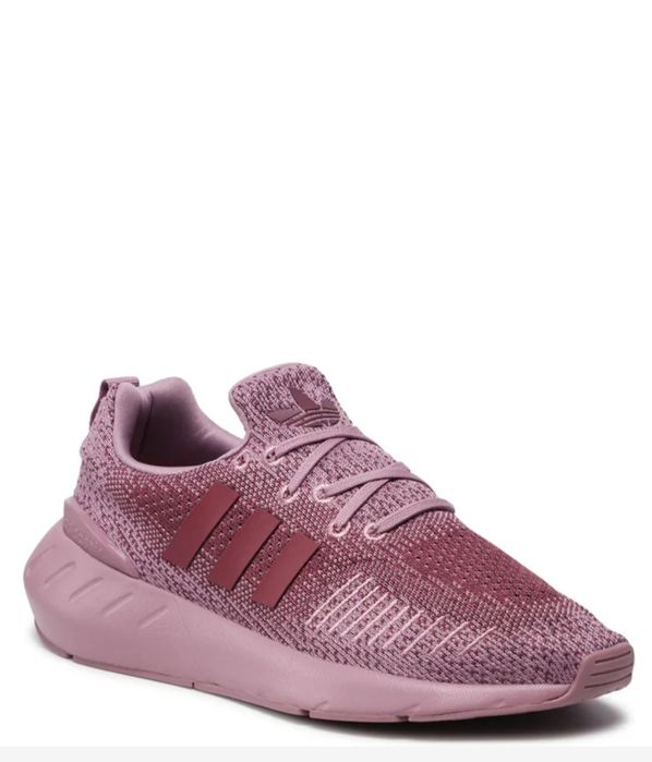 Adidas swift run