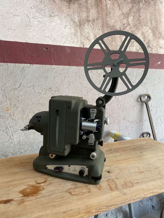 Projetor película antigo paillard 8mm