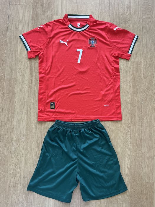 Equipamento Portugal Ronaldo Puma