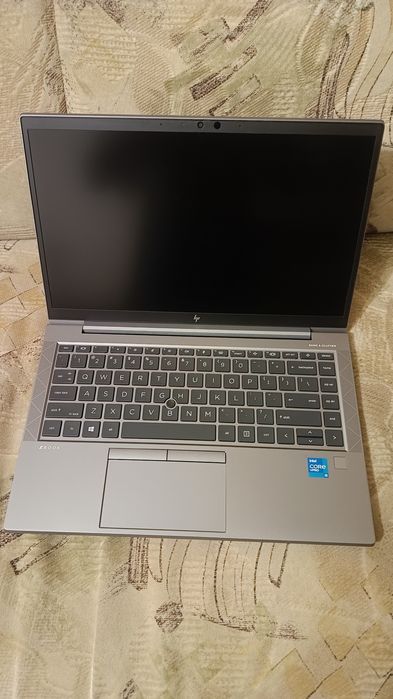 Продам игровой ноутбук HP Zbook firefly g8