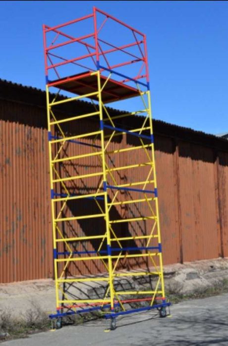 В НАЯВНОСТІ! Вишка Тура. Леса на колесах. 1+1