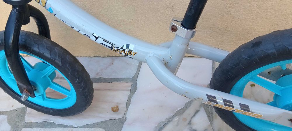 Bicicleta de aprendizagem sem pedais
