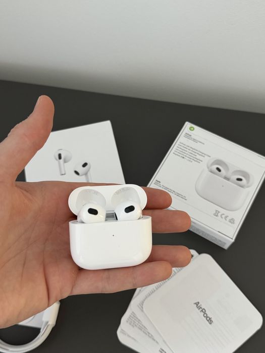 Słuchawki AirPods 3
