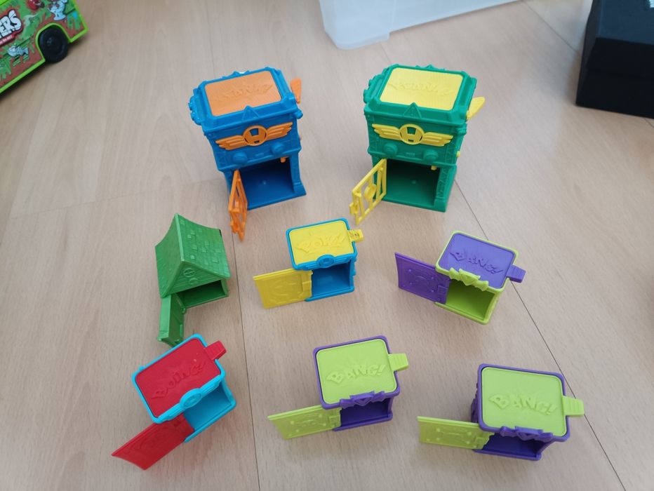Zomlings casas e veículos