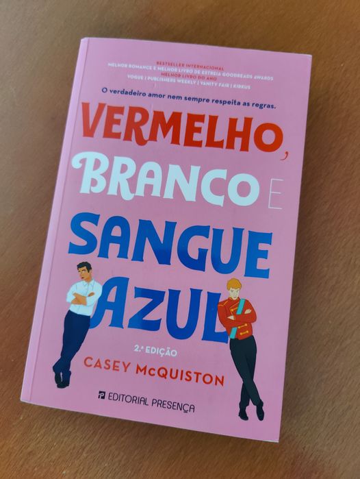 Livro Vermelho, branco e sangue azul de Casey McQuiston
