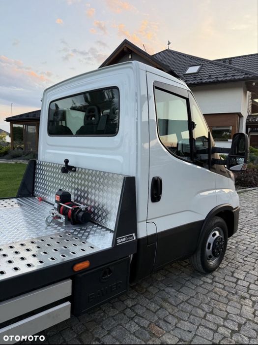 Zabudowa laweta pomoc drogowa mercedes sprinter iveco fiat master vw