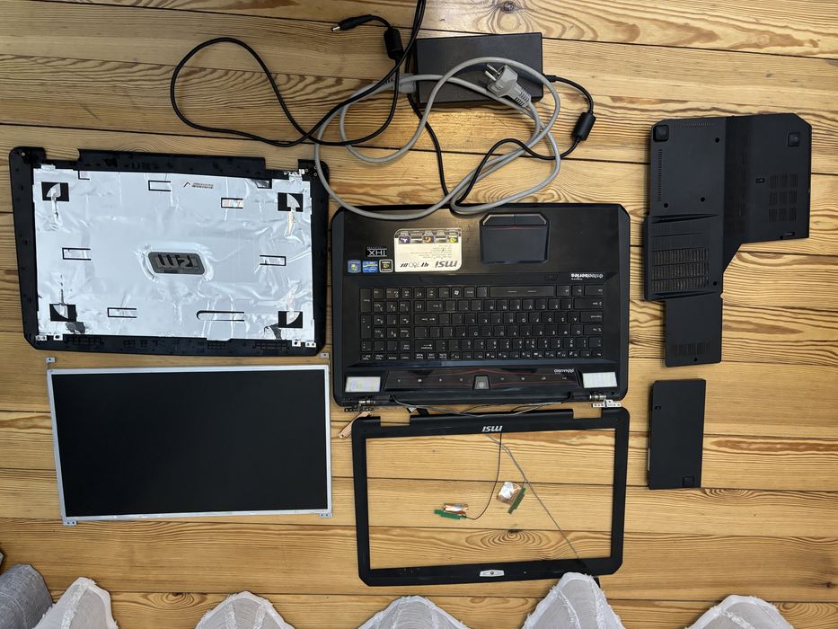 MSI GT780DX uszkodzony - czytaj opis