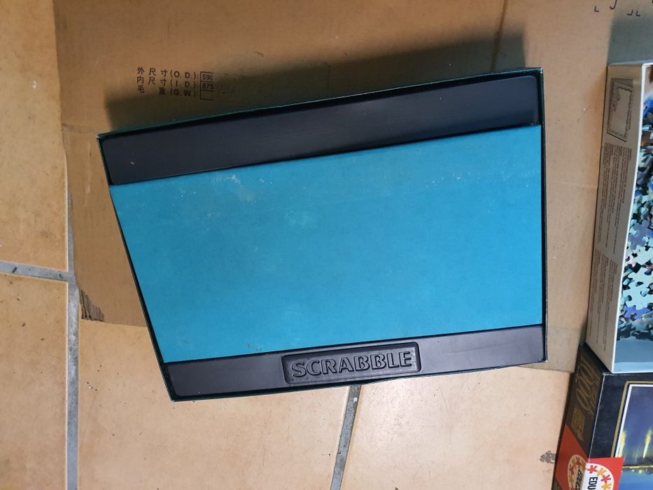 Jogo de tabuleiro e Puzzele de mil peças