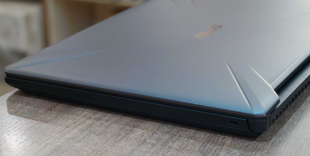 ГАРАНТІЯ Asus TUF (17" 144Гц/Ryzen 5 3550H/RAM 16ГБ DDR4/SSD 512ГБ/GTX 1650 4ГБ)TVOYO