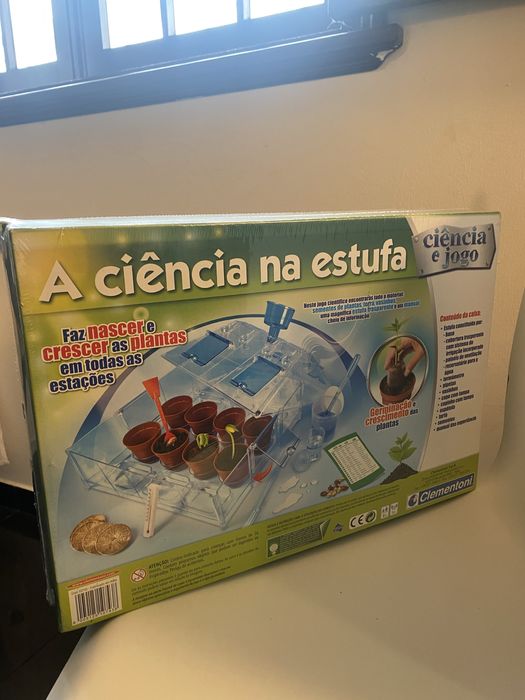 Jogo ciência Clementoni