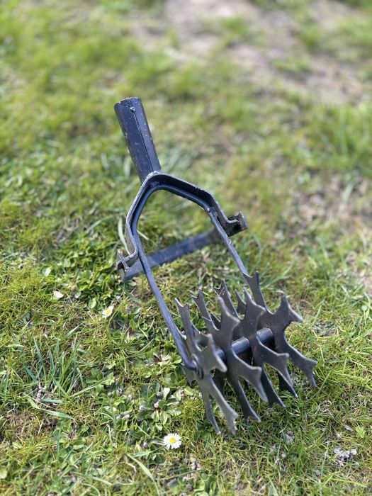 Ручний культиватор для рихлення