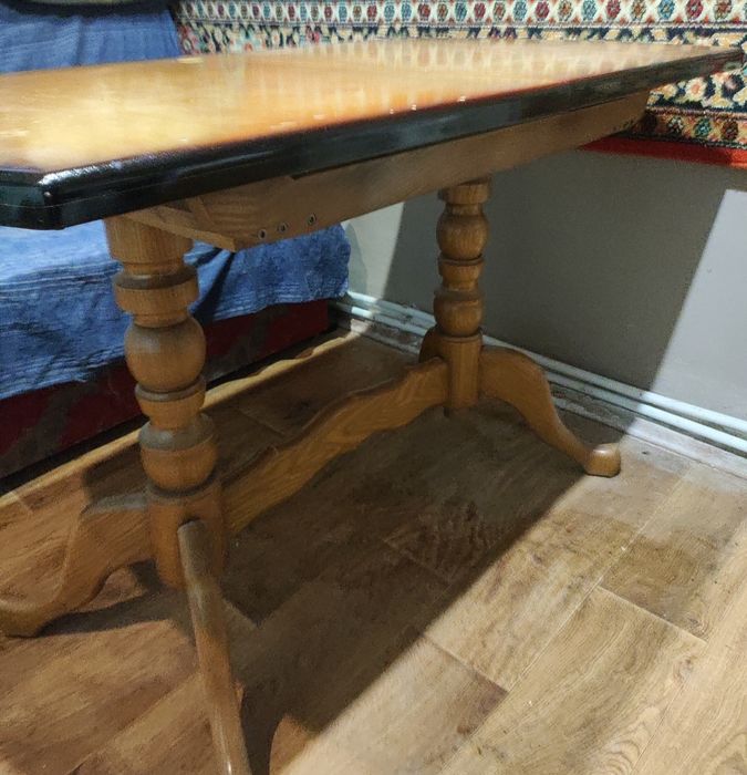Стол деревянный . Раскладной